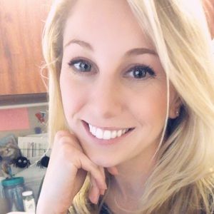 Meet your Posher, Catherine